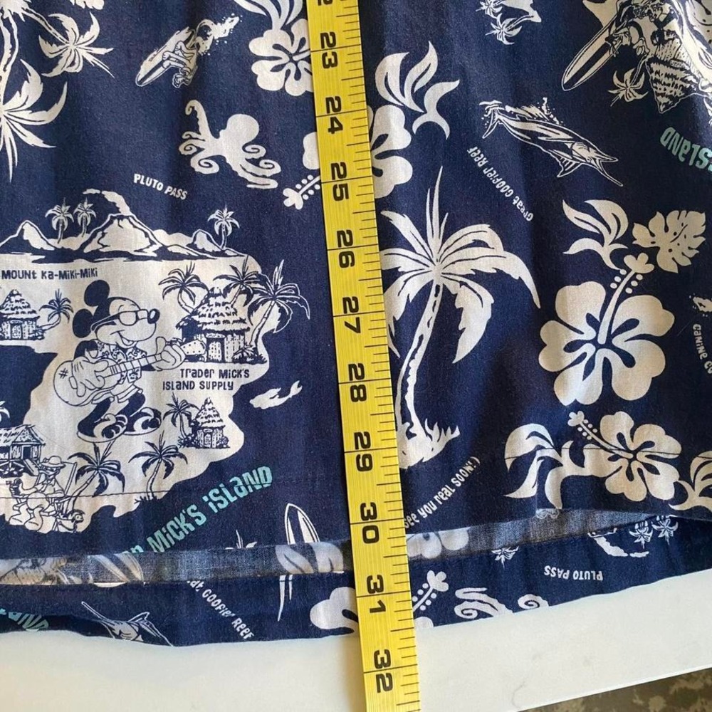 Disneyland resort Trader Micks surf gear Hawaiian island men's shirt size XL - Picture 4 of 6